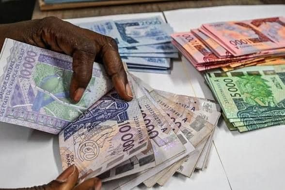 Governo da Guiné-Bissau fixa salário mínimo de 50 mil francos CFA no setor privado